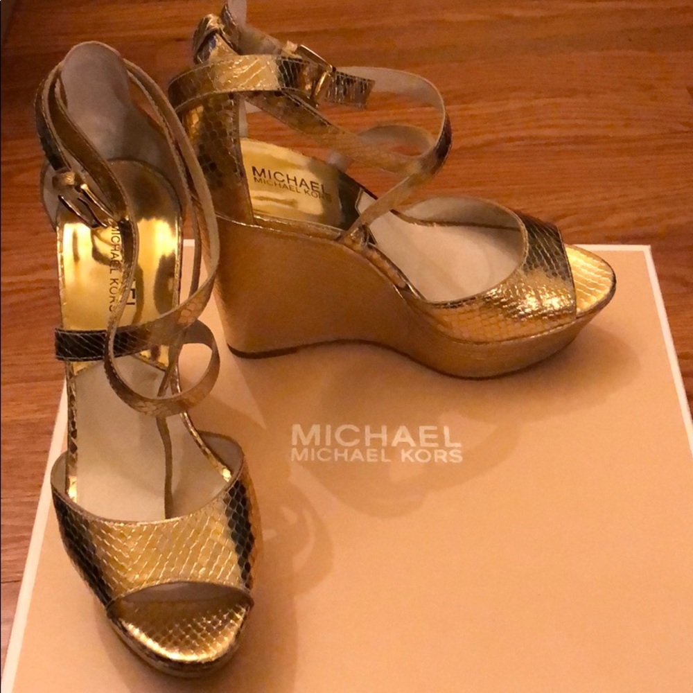 Michael Kors wedges - Picture 3 of 5